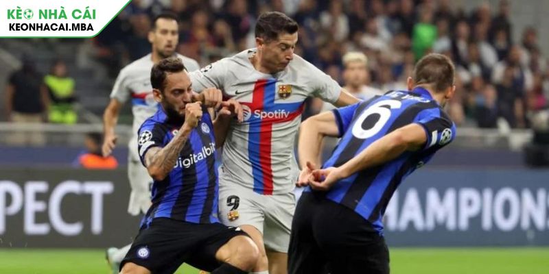 Soi kèo tài xỉu trận đấu Barcelona vs Inter Milan (02:00 01/05)